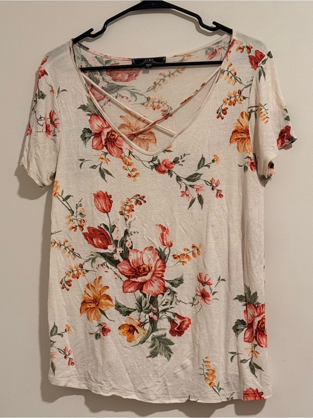 Vibe Cream Floral Crisscross V-Neck Short Sleeve Top